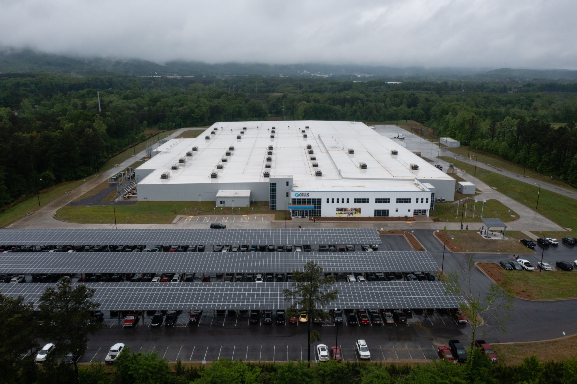 Solar Firm Gets Millions in US Tax Credits Despite Chinese Labor