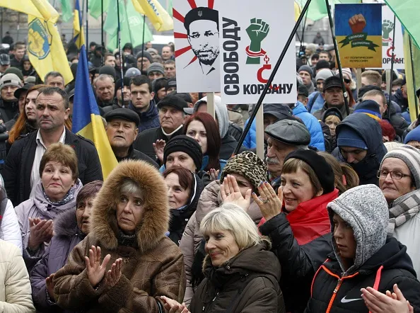 No heroes in Ukraine.
