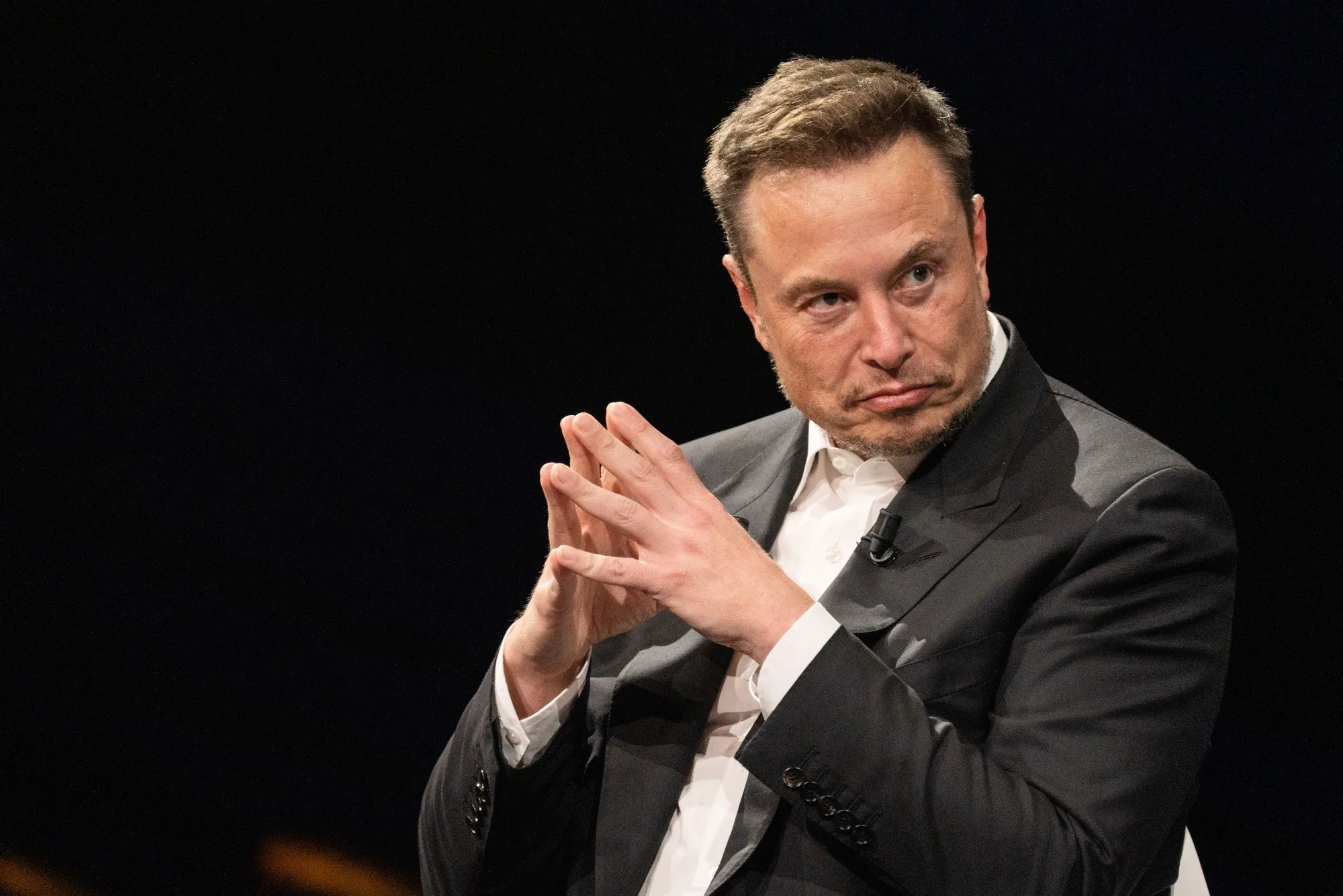 イーロン・マスク氏の資産、2.8兆円減少－テスラ株の大幅下落で - Bloomberg