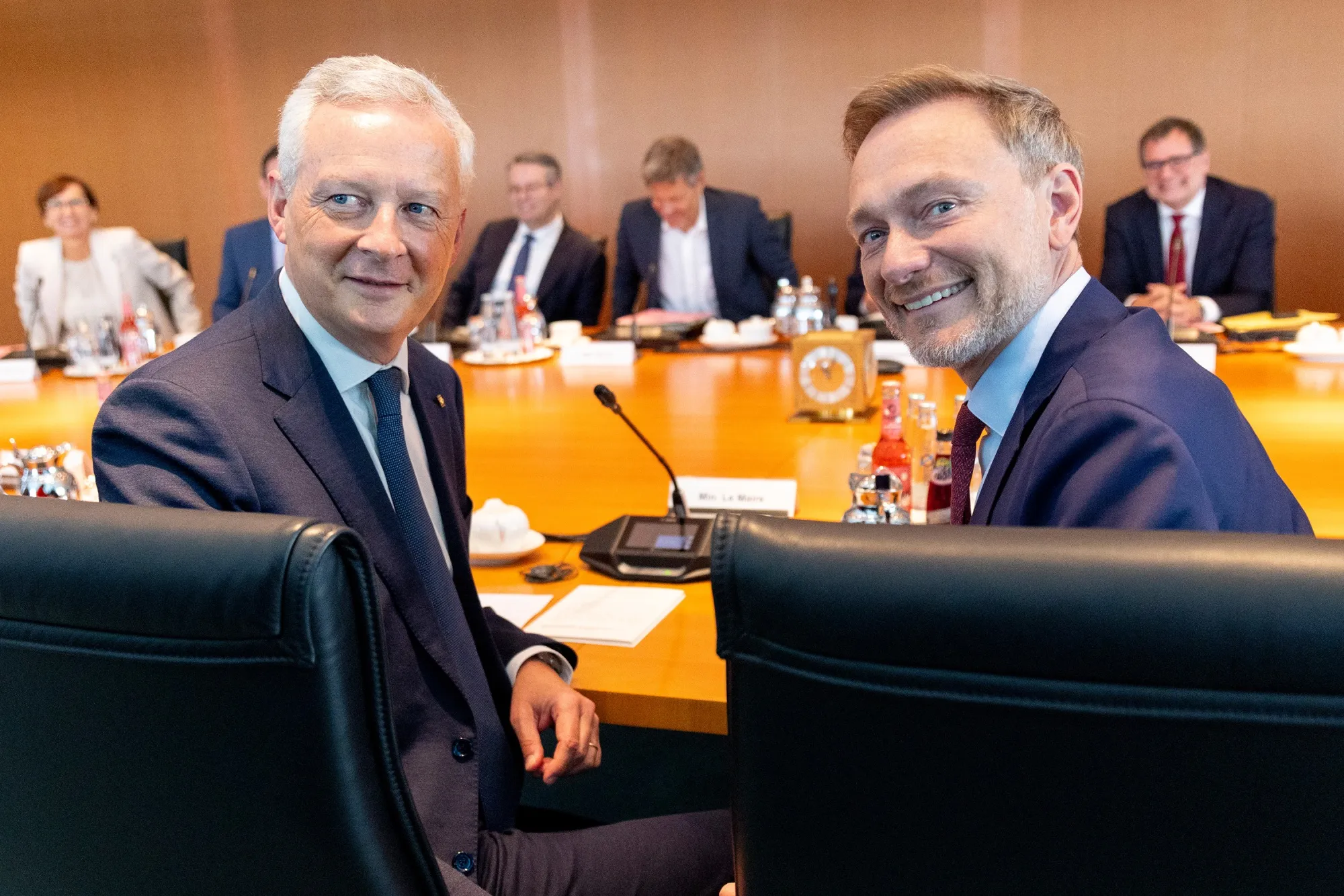 Bruno Le Maire, left, and Christian Lindner in Berlin, in September.