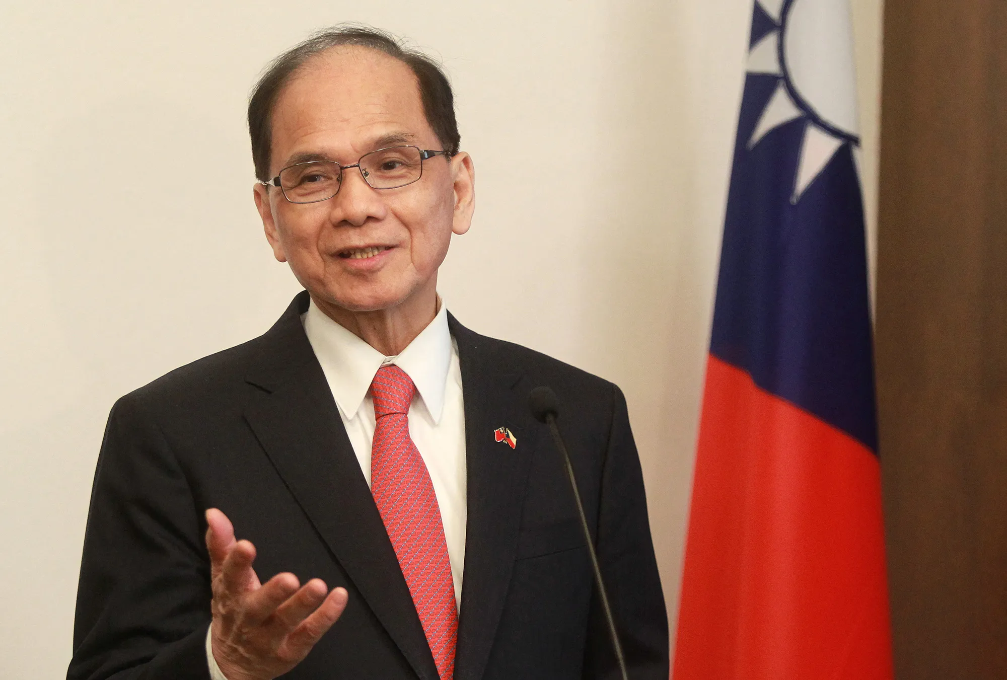 You Si-kun speaks in Prague, on July 18.