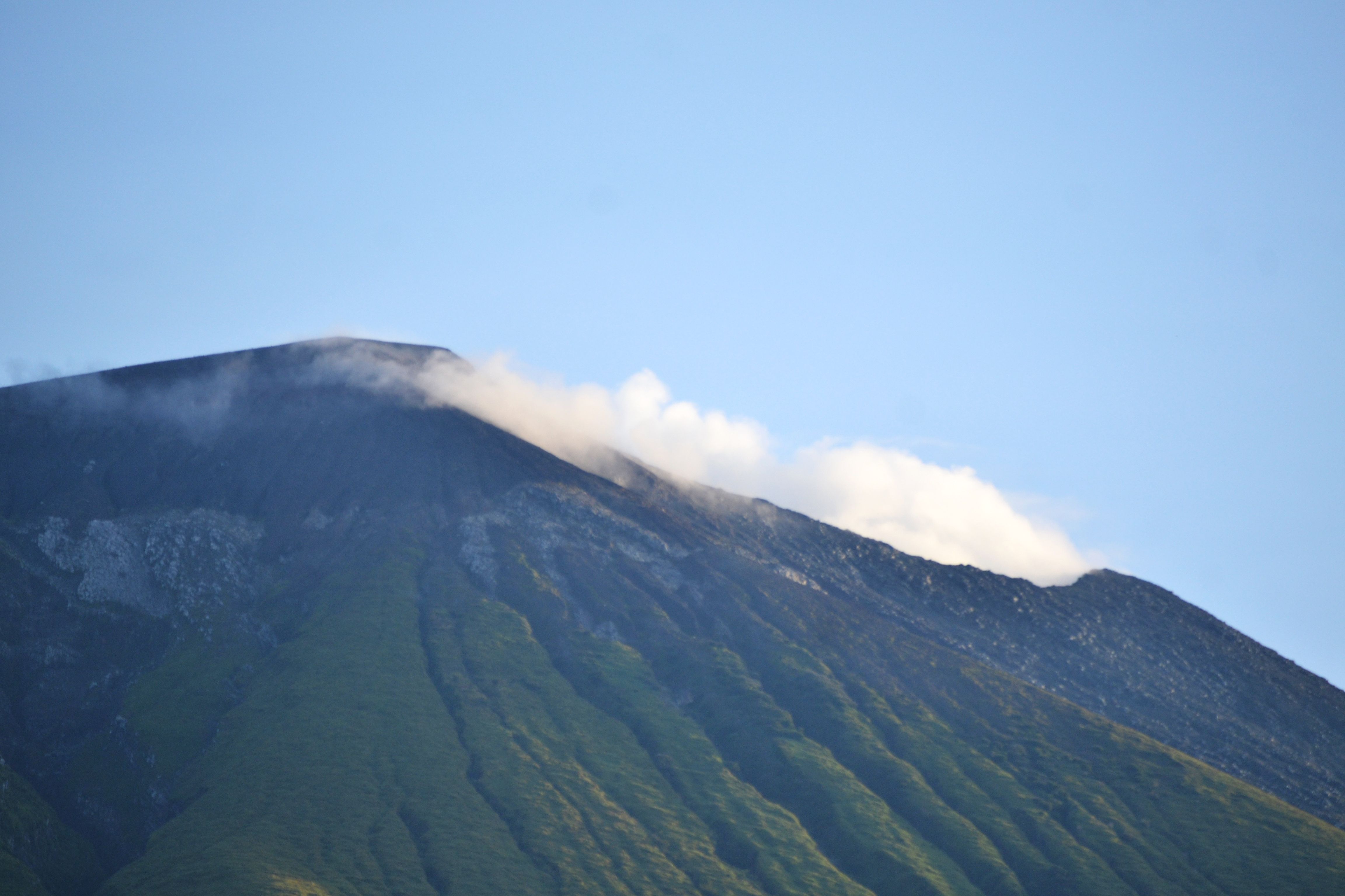 Volcano In Philippines Erupts, Prompting Evacuation Of Residents ...