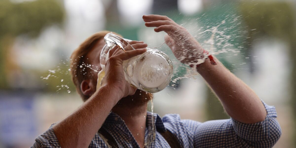 Europe Leads World in Boozing, Tobacco Use ... And Living Long - Bloomberg