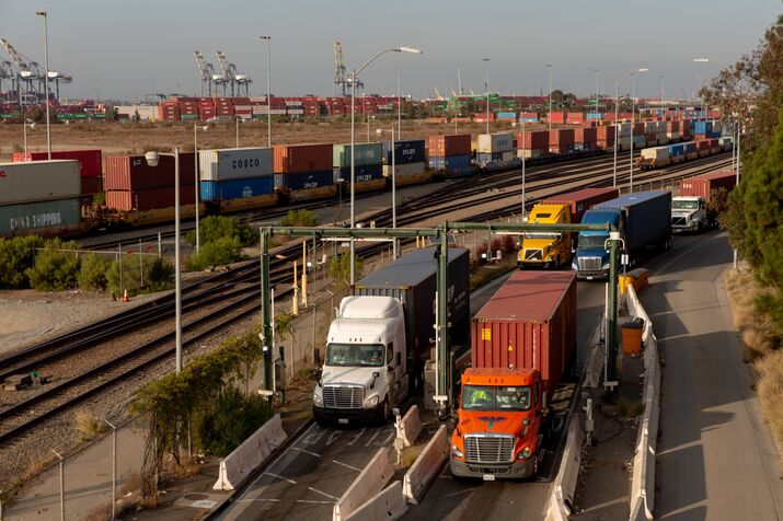 Container Glut Eases As Los Angeles Port Threatens Penalties