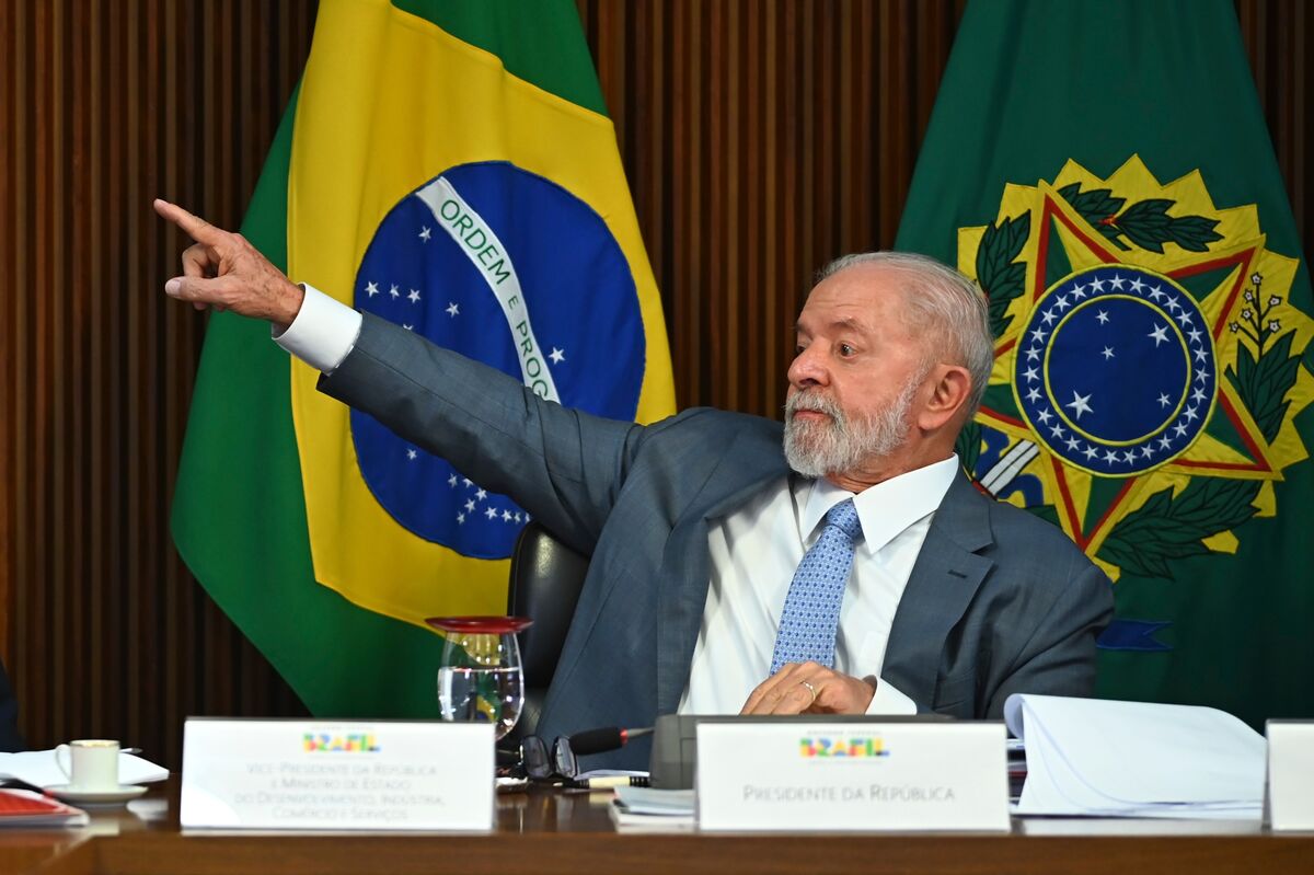 Lula Irks Investors in Bid to Spur Brazil Growth, Boost Approval ...