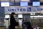 United Airlines To Send Layoff Warnings To Half Of Its Employees