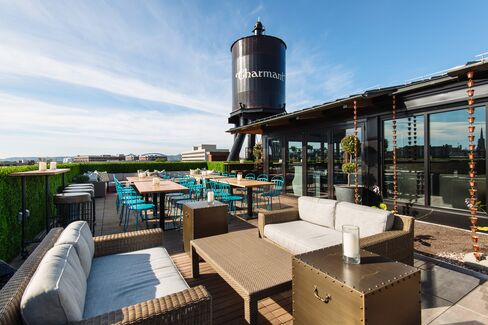 Charmant Hotel in La Crosse, Wisc.