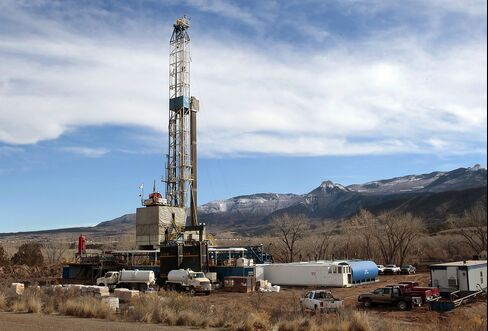 Nod to Gas Exports in U.S. Study Seen Downplaying Consumer Cost