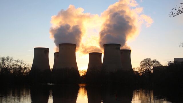 Bloomberg business news