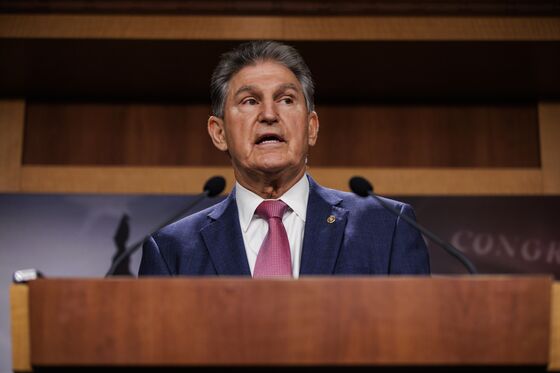 Manchin Slams Brakes on Biden Plan, Chides Progressives