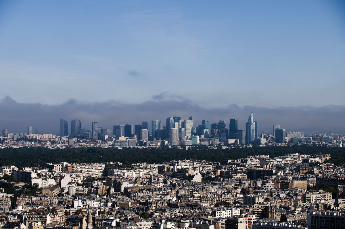 assets.bwbx.io image