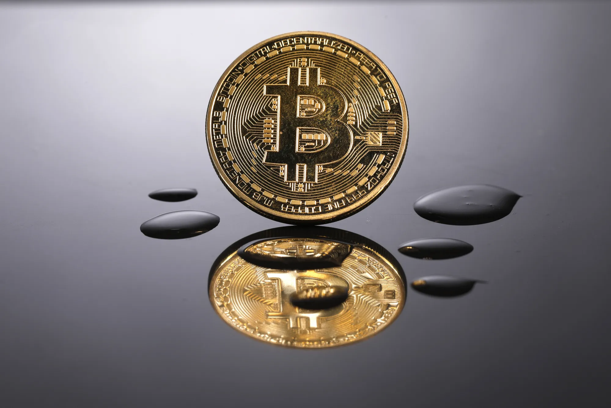 現物型ビットコインＥＴＦに道、グレースケールがＳＥＣに勝訴 - Bloomberg