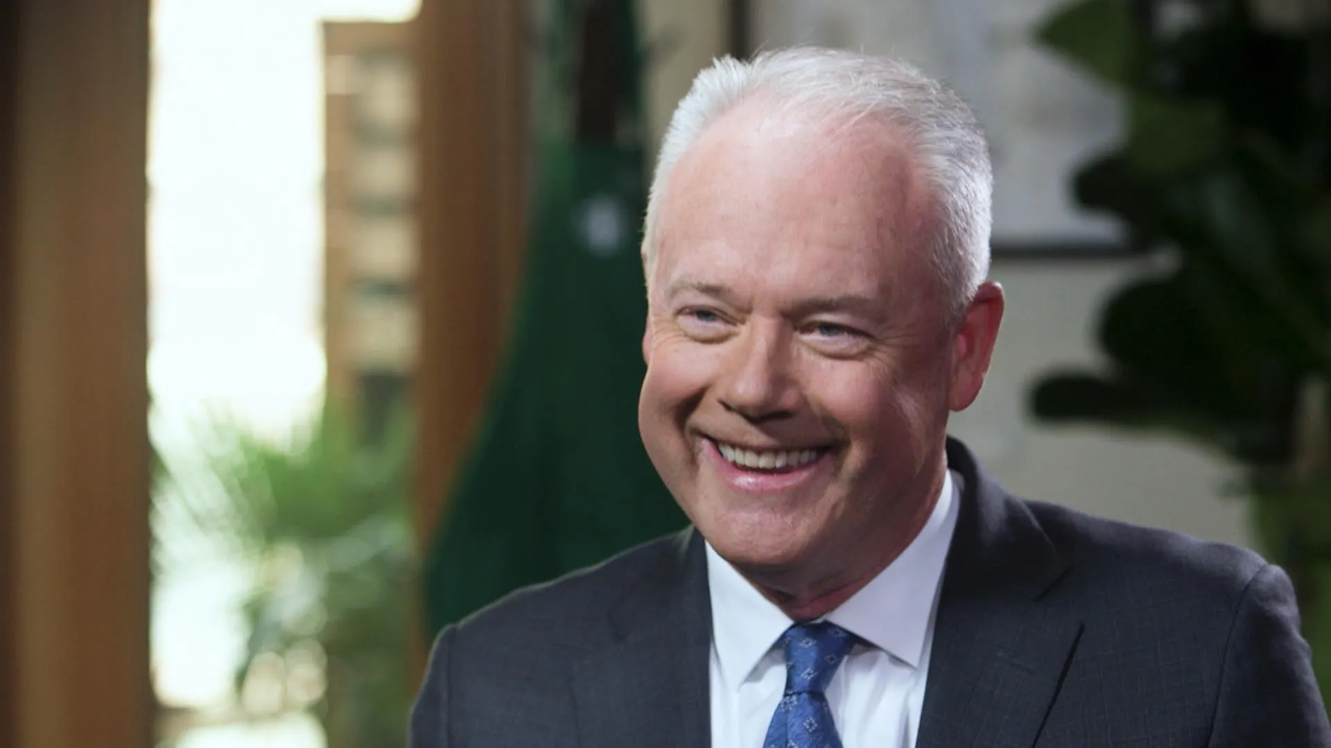 Watch Bloomberg Big Decisions: Starbucks CEO Kevin Johnson - Bloomberg