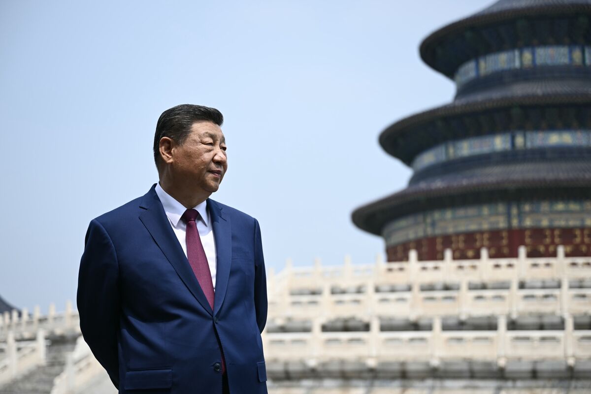 China’s AI Ascendance Gives Xi a Stage and a Security Dilemma