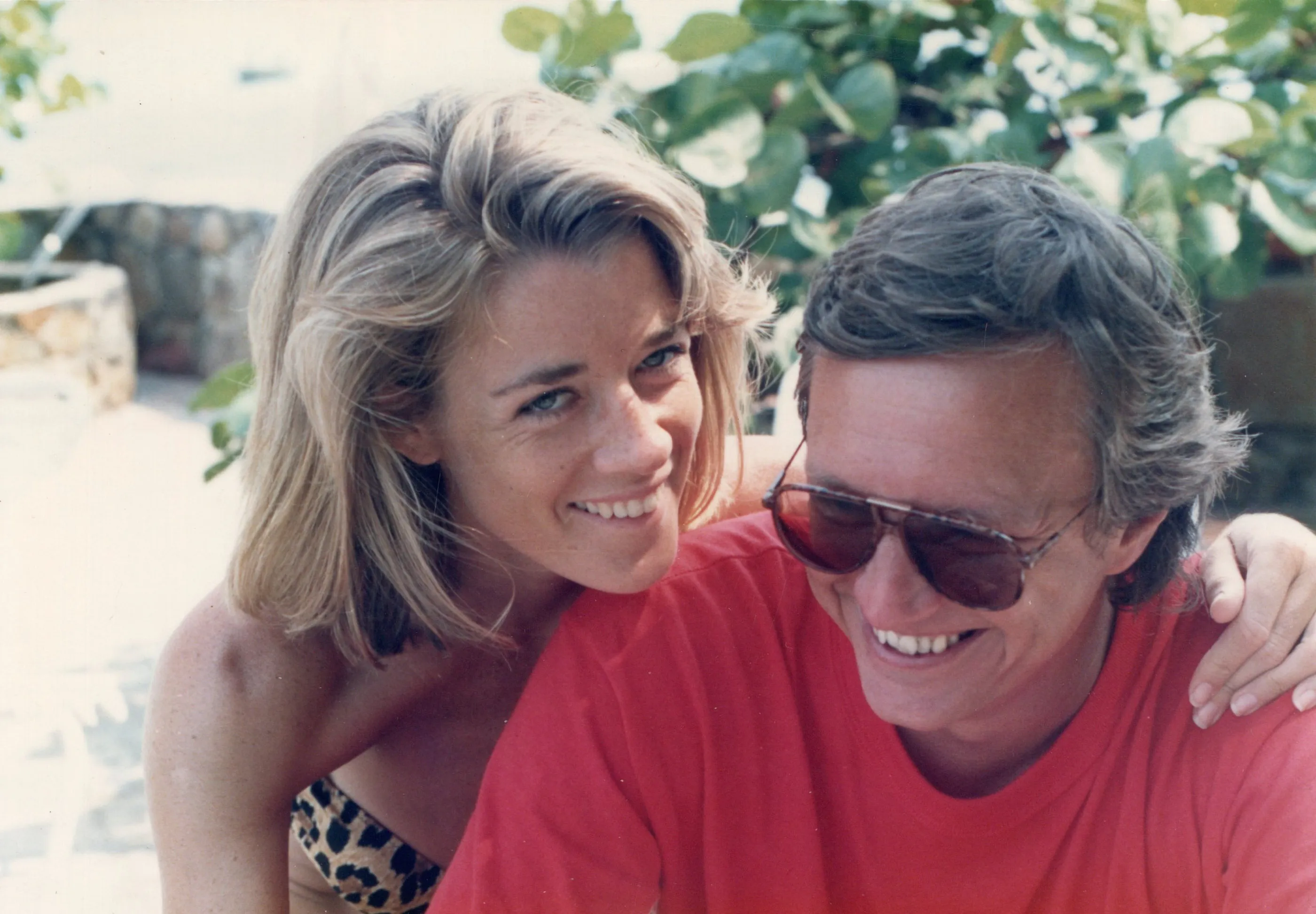 McLaughlin and Gucci in Acapulco, Mexico, in 1986.