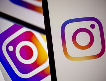 relates to Canada Halts Ads on Facebook, Instagram in Feud Over New Law