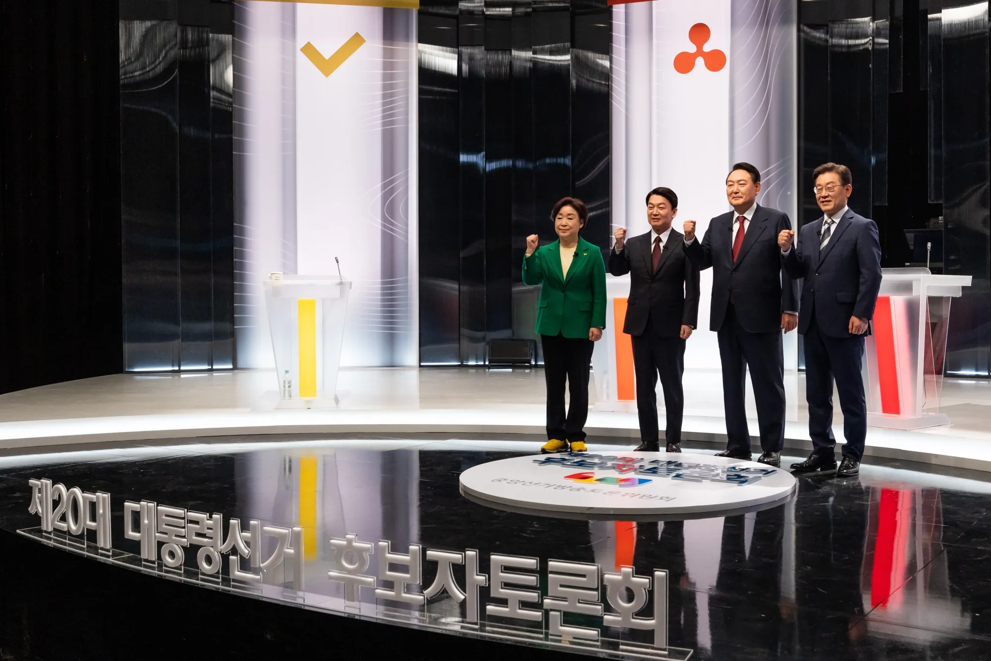 South Korean presidential candidates during a debate on Feb. 25.