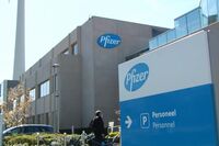 Pfizer, BioNTech Seek EU Signoff on Covid Shot for Younger Teens