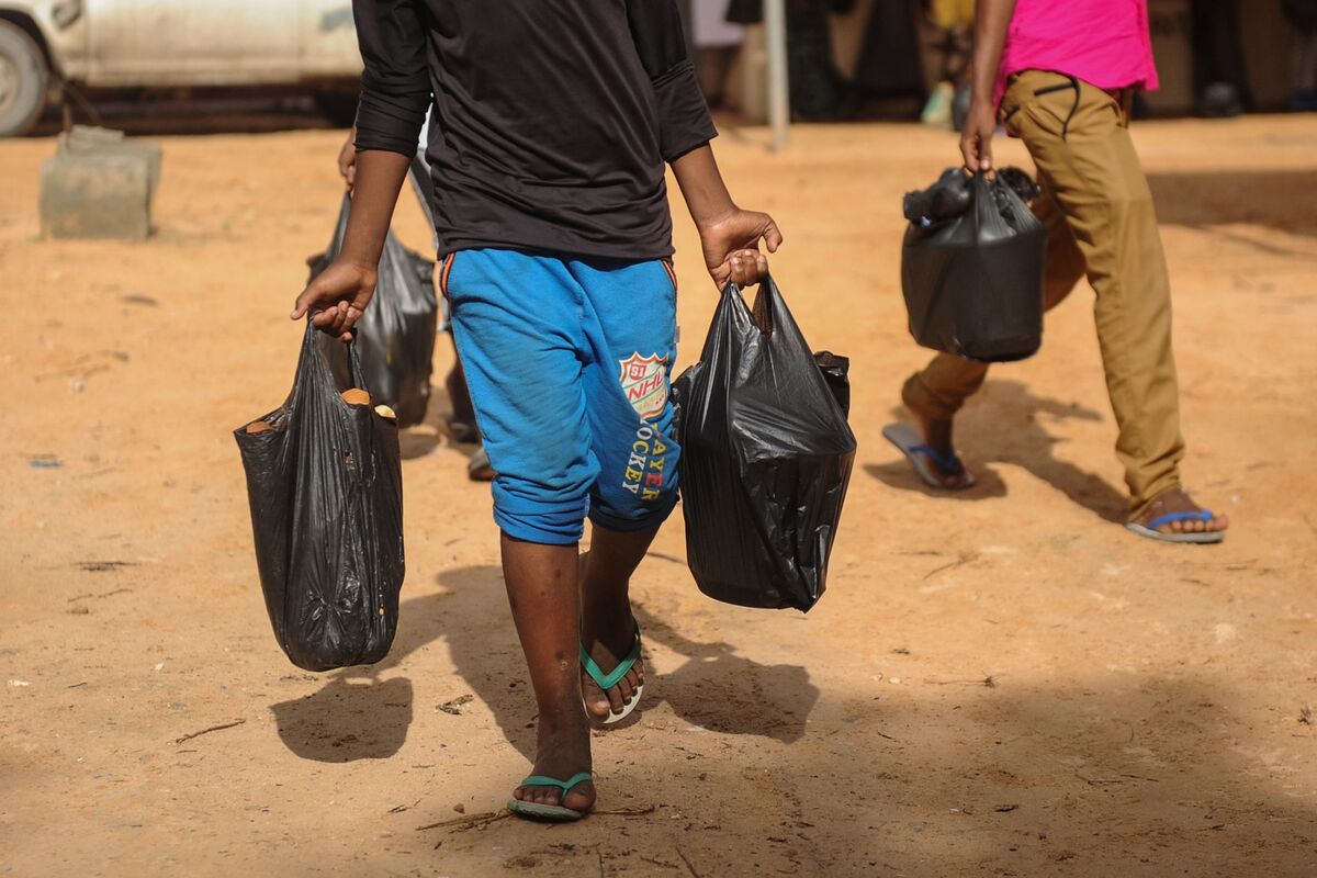 UN Drastically Cuts Somalia Food Aid as US Funding Shortfall Deepens Crisis