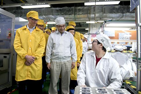Foxconn Plans American Expansion as Clients Seek Made in U.S.A.