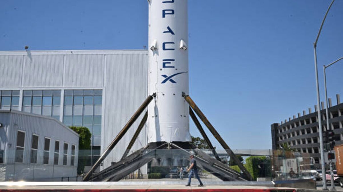 SpaceX Share Sale Could Value Company at $500 Billion