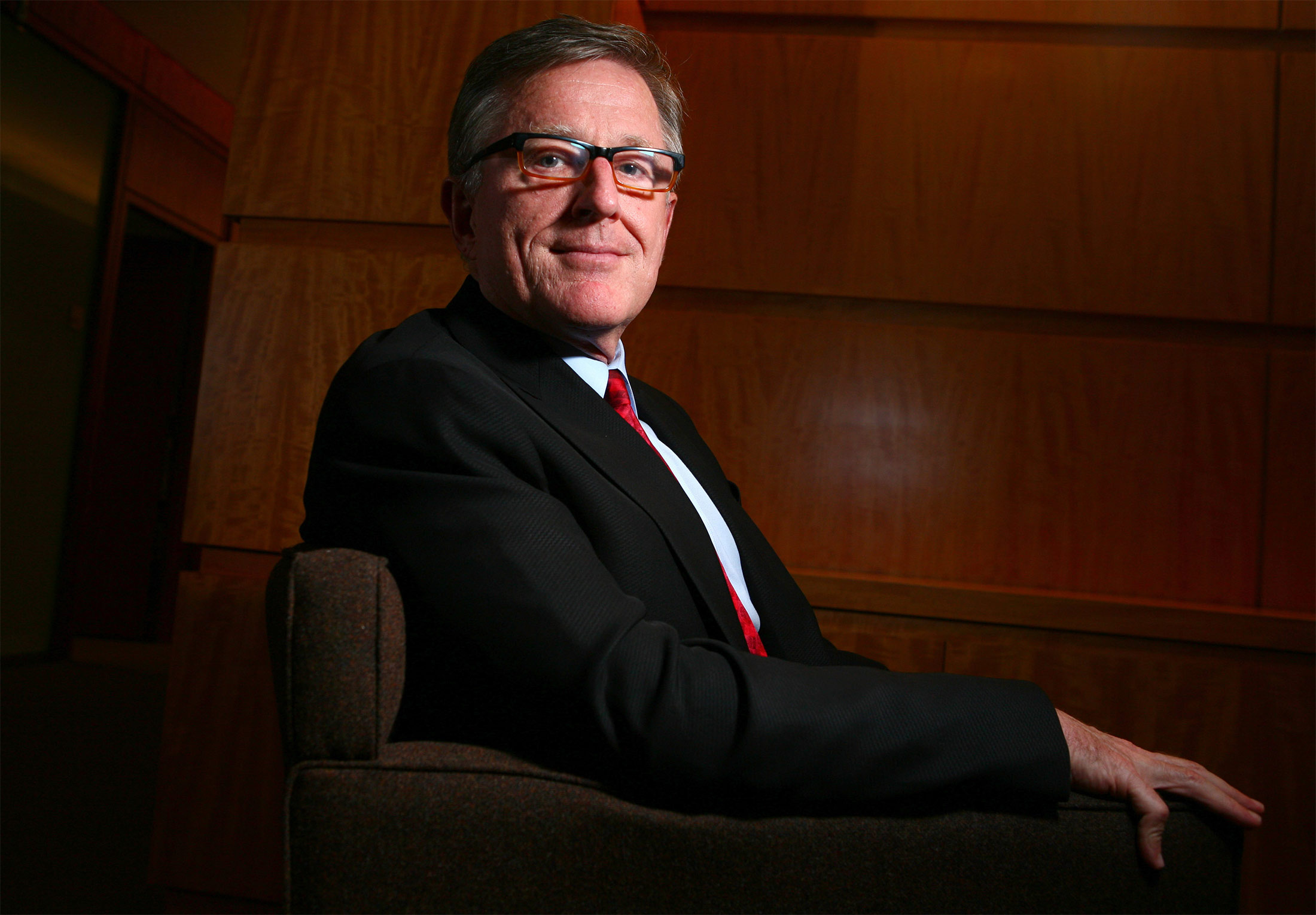 Alumnus David Booth gives $300 million; University of Chicago