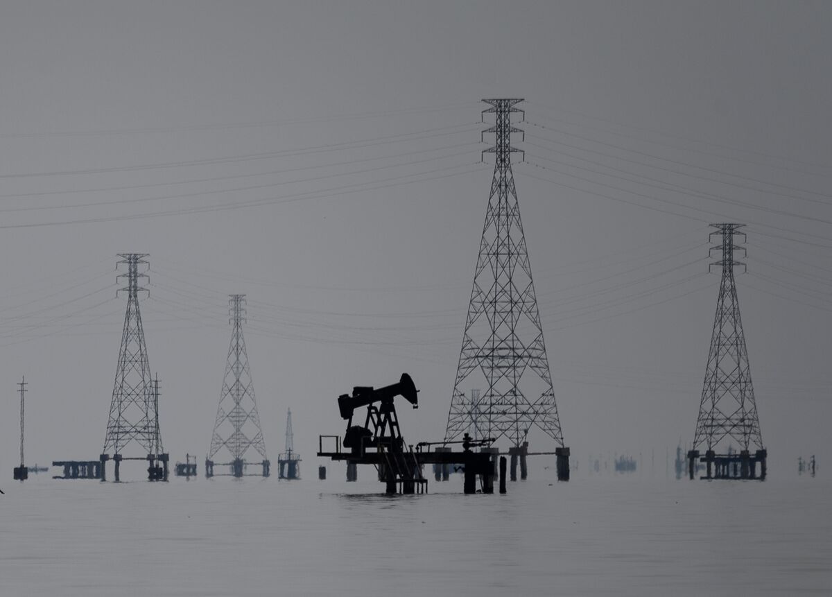 bloomberg.com - Mitchell Ferman - BP and Venezuela Sign Pact to Explore for Offshore Gas