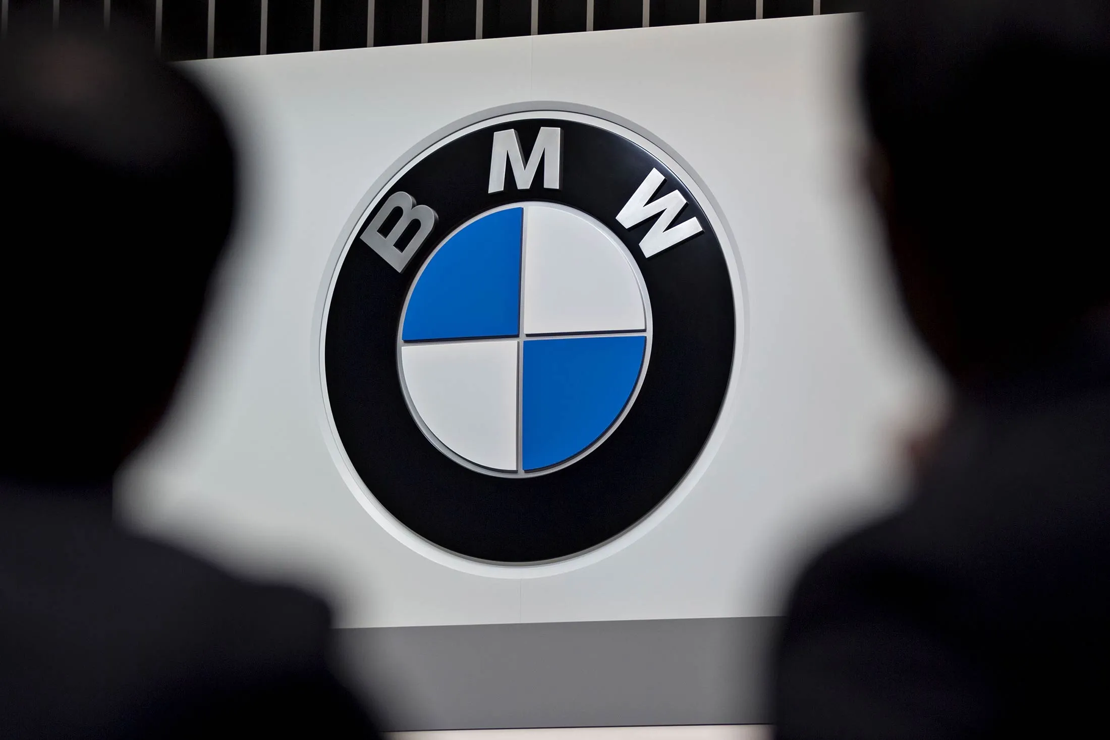 1489455973_BMW