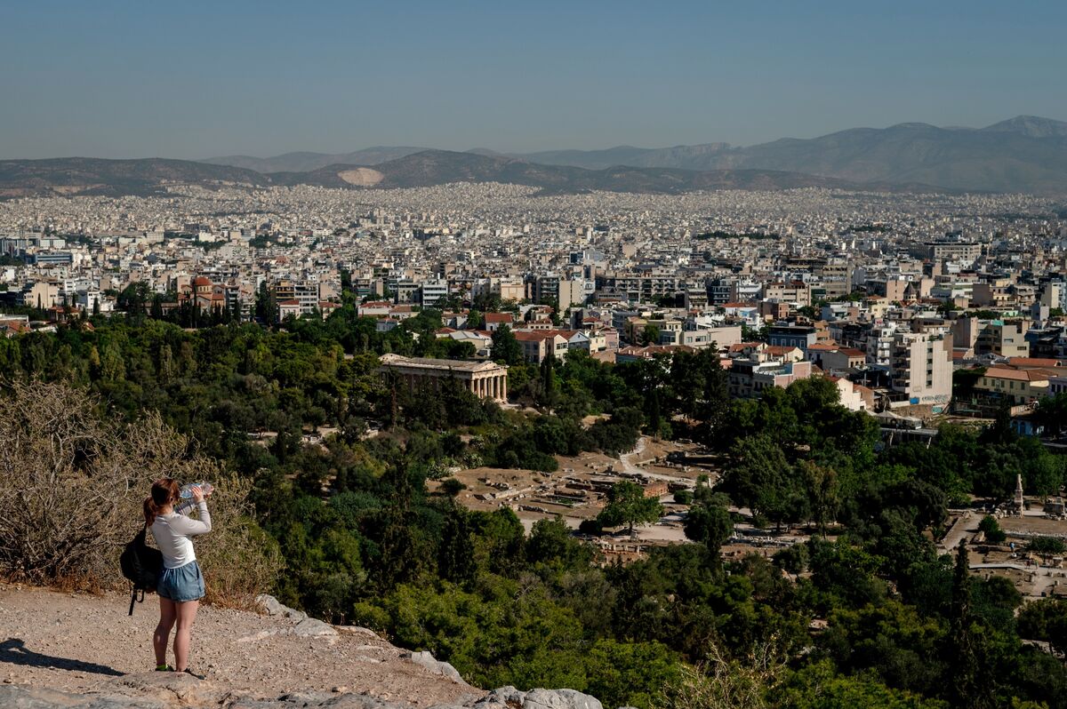 assets.bwbx.io image