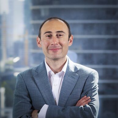 Headshot of Jonathan Levin