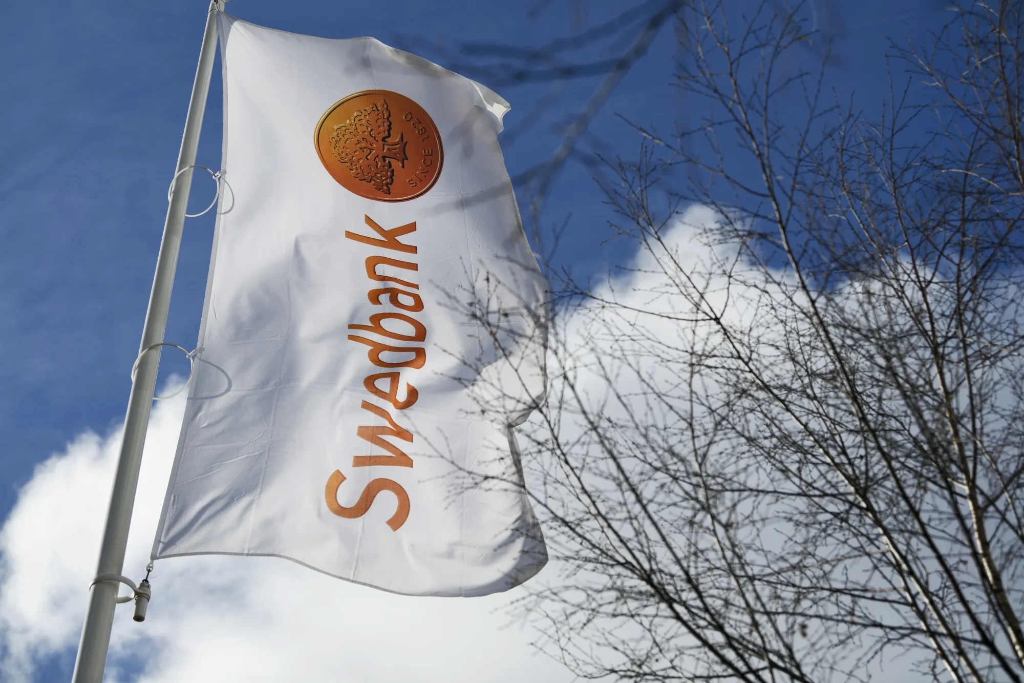 Swedbank Faces Bigger Risk of Fines as Watchdog Weighs Sanctions - Bloomberg