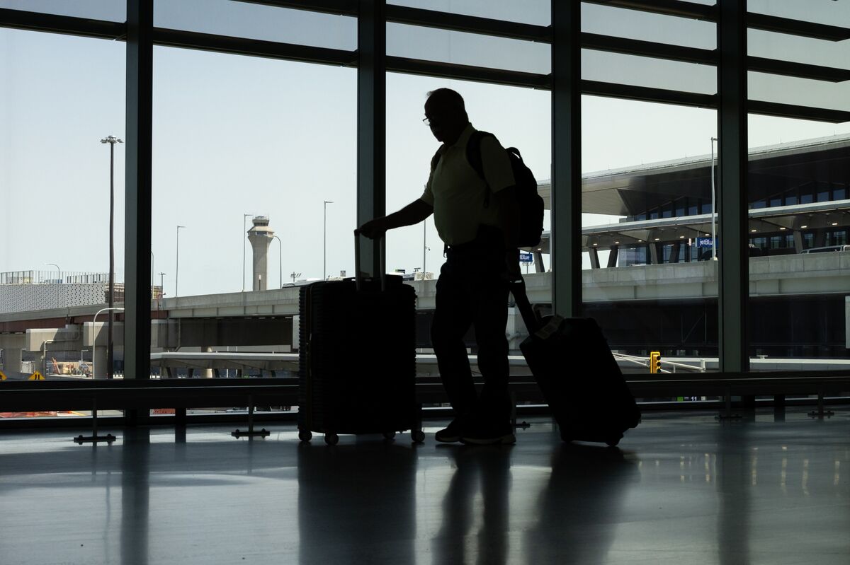 assets.bwbx.io image