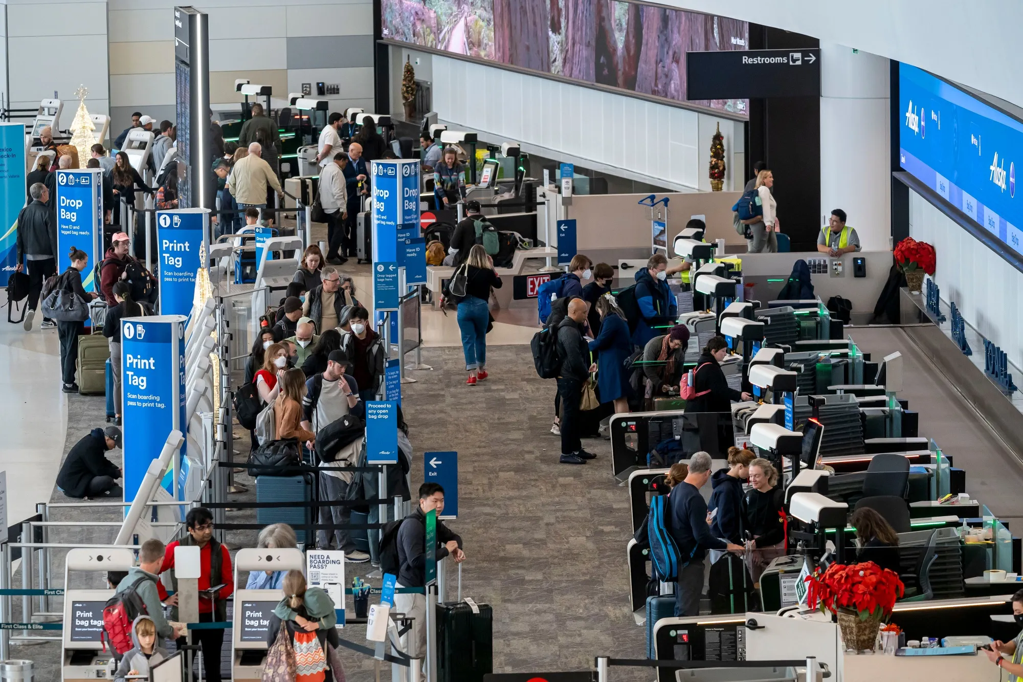 San Francisco Airport SFO to Sell $1 Billion in Bonds for Expansion -  Bloomberg, image size:2000x1333