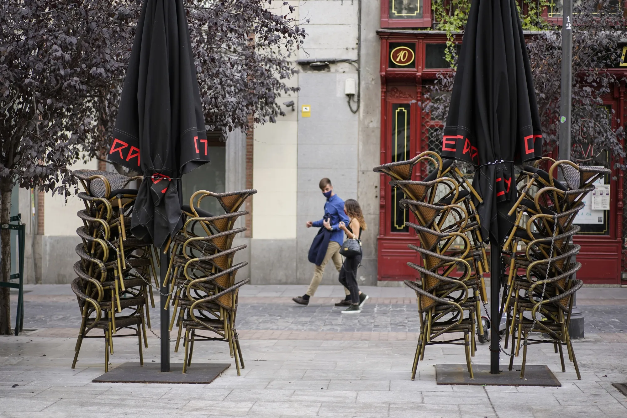 Spanish Capital Under Lockdown as Alarm in Europe Grows