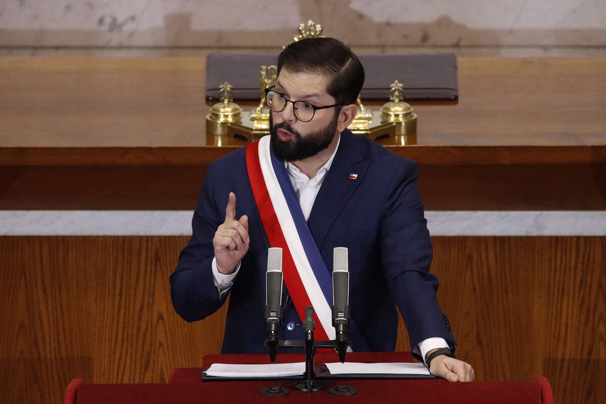 🟪"Gabriel Boric: Verso una Difesa Cile-Israele Meno Dipendente e Critica alla Violenza a Gaza"