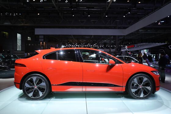 Jaguar Supplier ‘Paddling Like Hell’ to Support Slow-Selling EVs