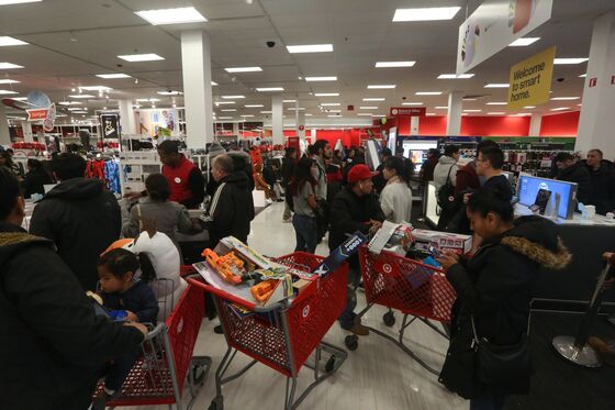 Walmart, Target Outdraw Department Stores: Black Friday Update
