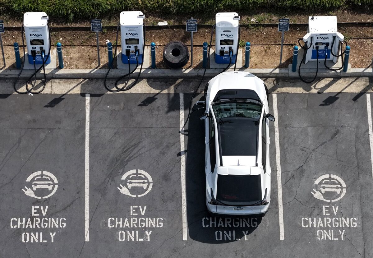 
                            Driving an EV in These US States Saves You the Most Money