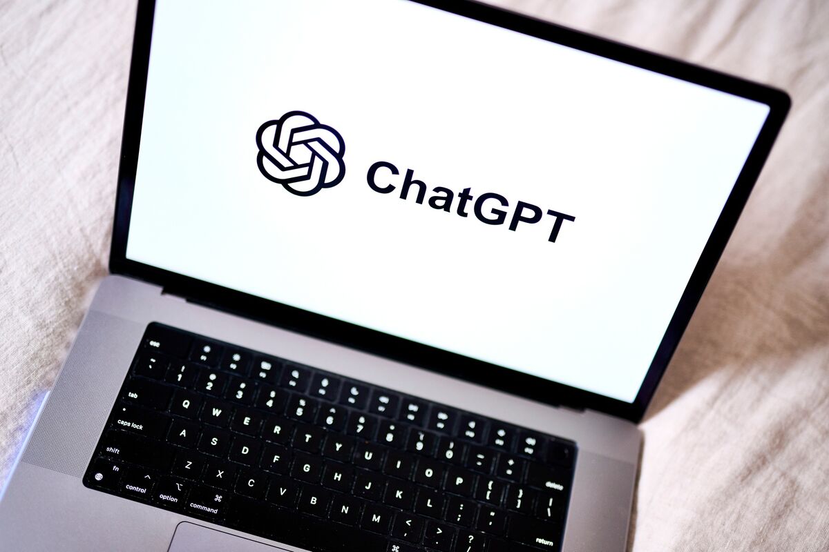 ChatGPT Can Now Control iMessage, Potentially Raising Apple Privacy Concerns