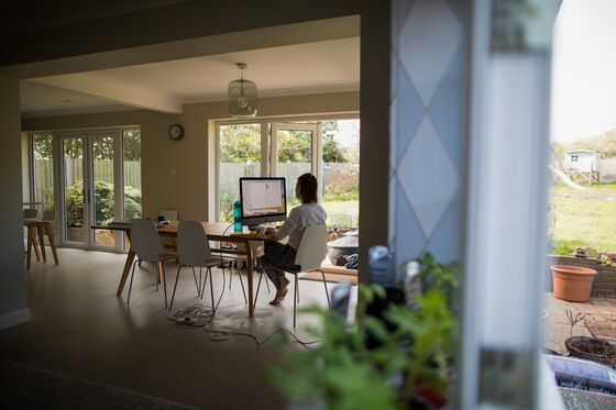 That New Hybrid Office May Not Be As Flexible As You Hoped For
