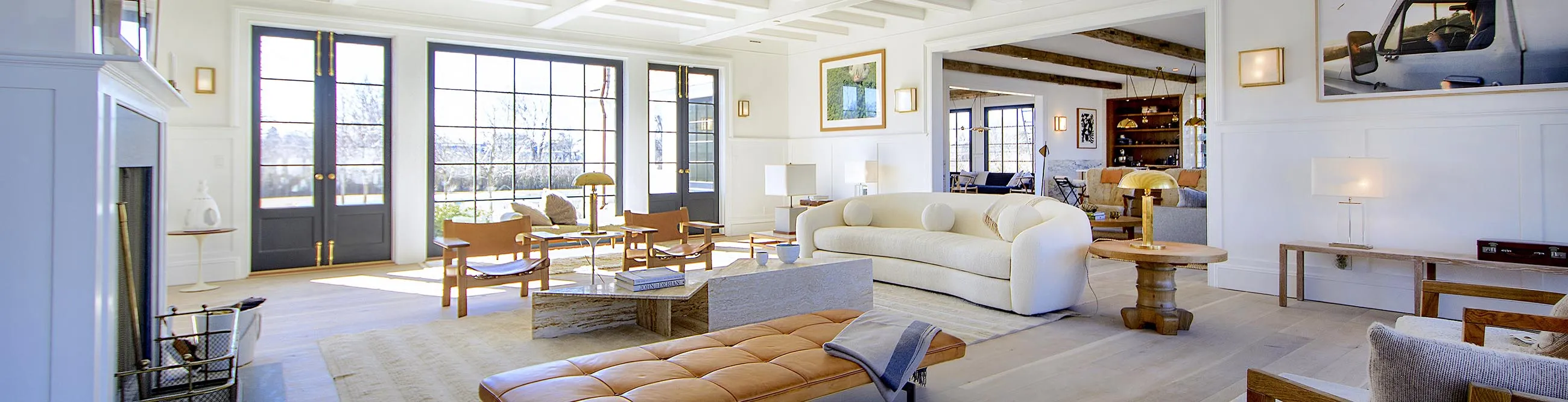 The living room, looking toward&nbsp;the kitchen.