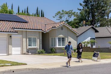US Home Sales As Mortgage Rates Jump For Second Week