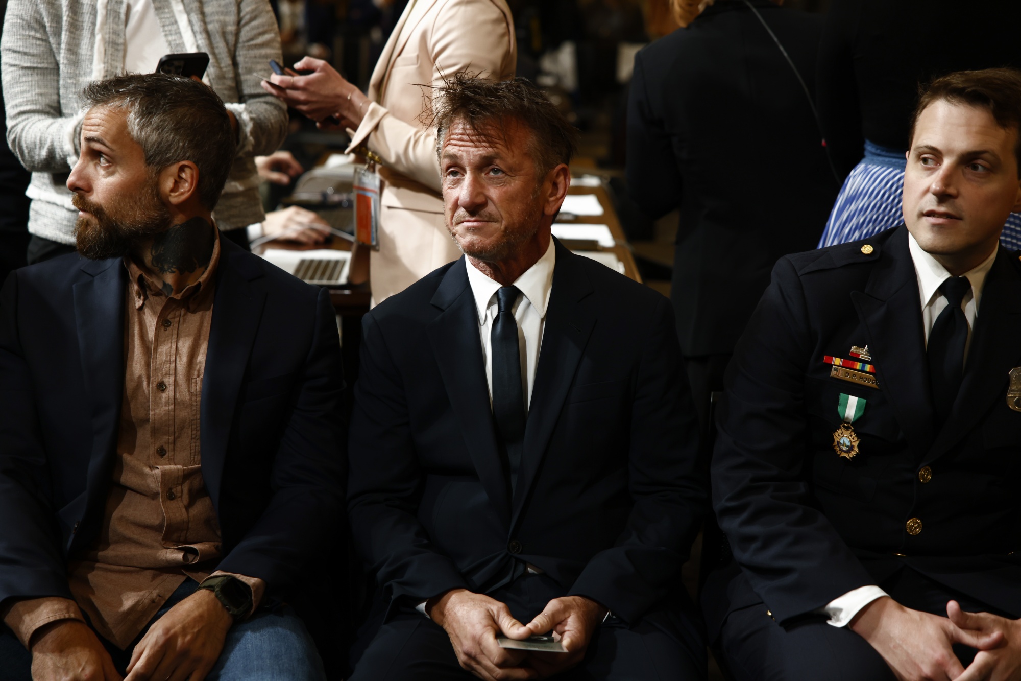 Sean Penn Wins Dismissal of Claim That He Threatened Nonprofit