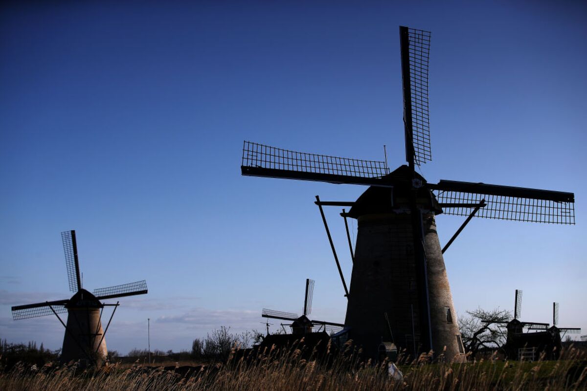 Not Even the Dutch Know How to Handle Pensions Anymore