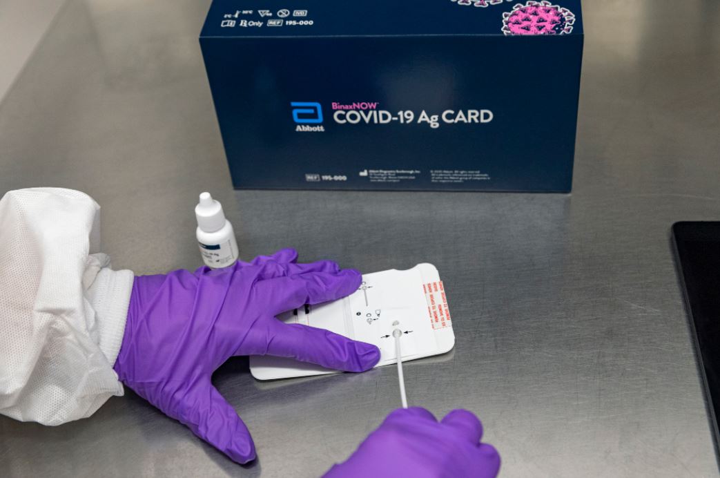 Apple (AAPL) to Increase Covid Testing for Vaccinated Retail Employees -  Bloomberg