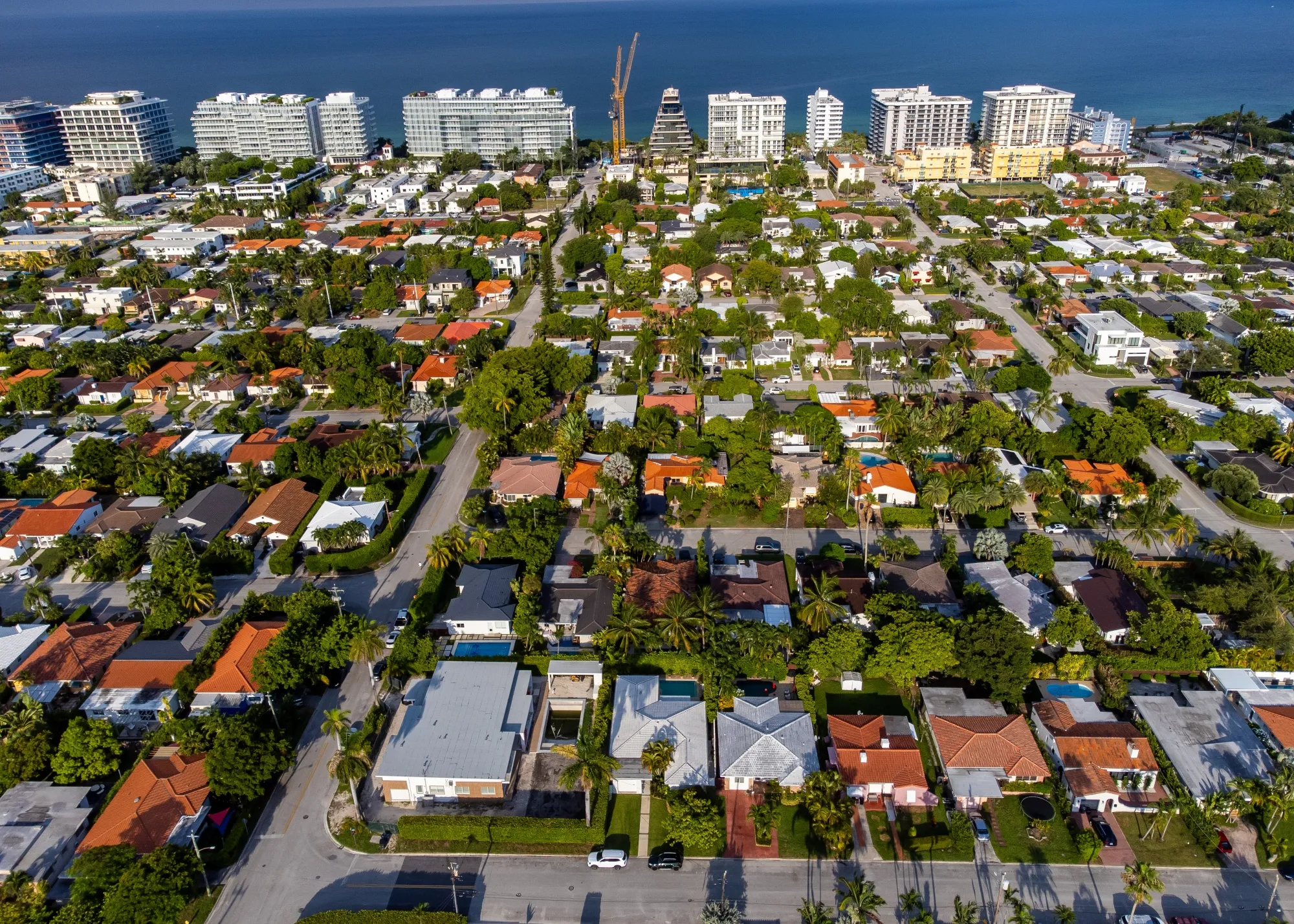 Nhà cửa ở Surfside, Florida vào năm 2025.