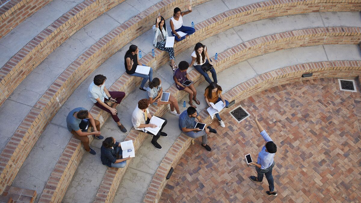 University Tuition Per Year Parents Pay Higher Percentage Of Costs 