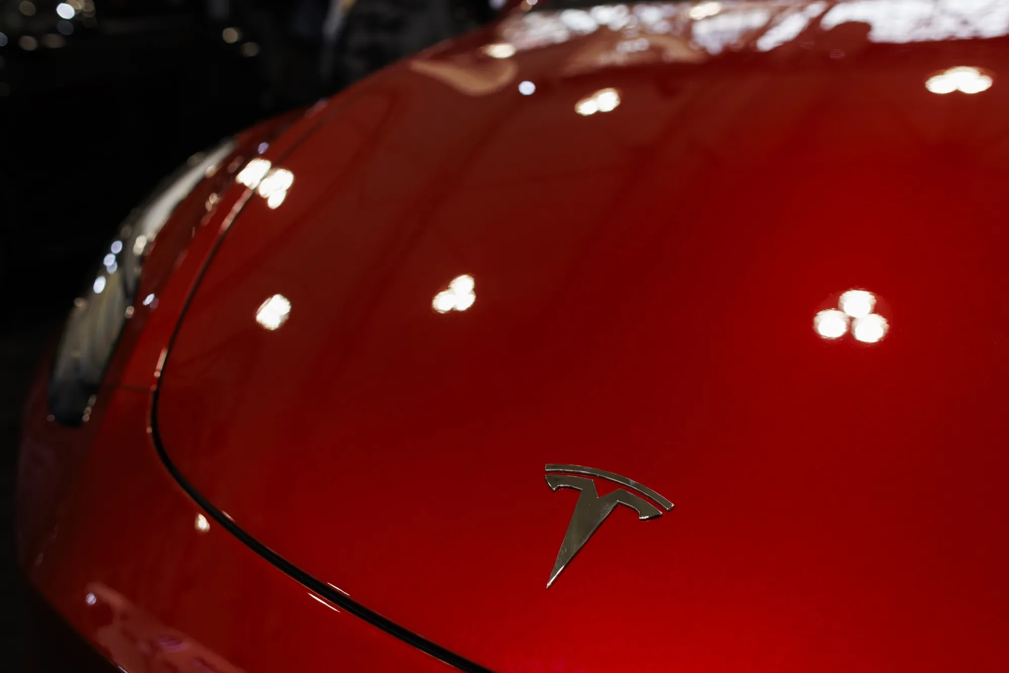 Enthusiasm toward Tesla has eroded significantly with investors concerned over a lack of new catalysts.