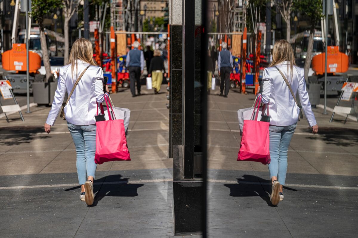 US Consumer Sentiment Recovers in Final May Michigan Survey