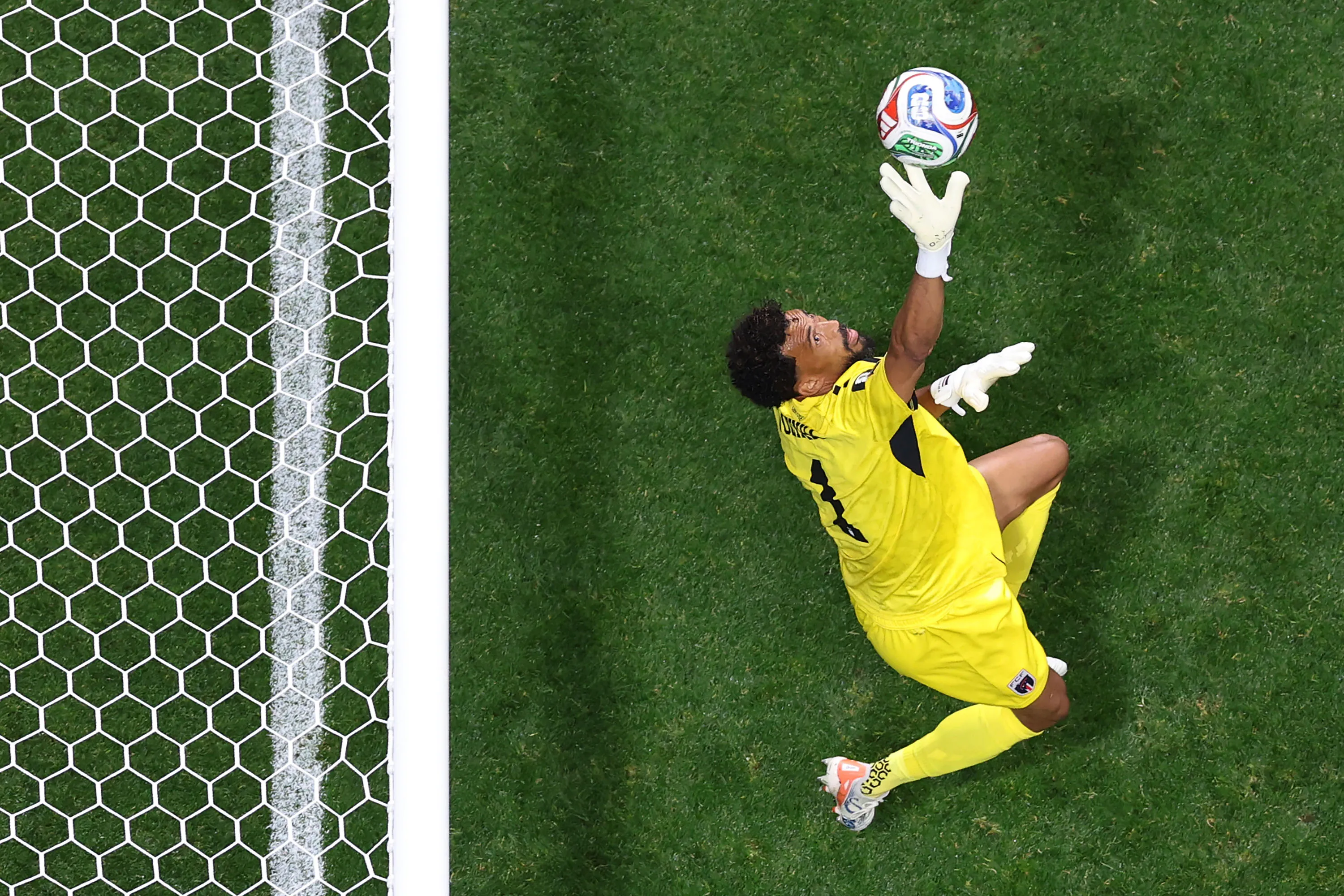 W杯大番狂わせでトレーダーが100万ドル失う－カボベルデが強豪完封